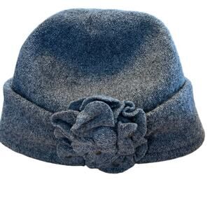 Hat Wool Winter Beanie Women’s Size 6 3/4 Gray with Flower Retro Vibes Granola